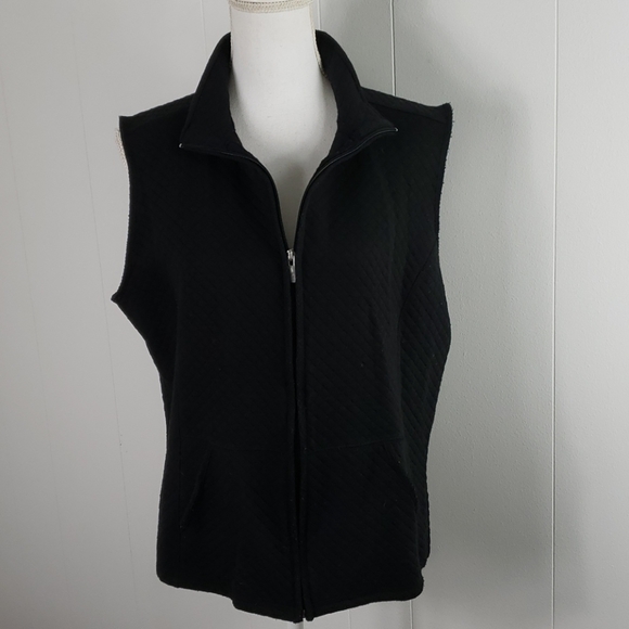Karen Scott Jackets & Blazers - karen scott sport quilted vest